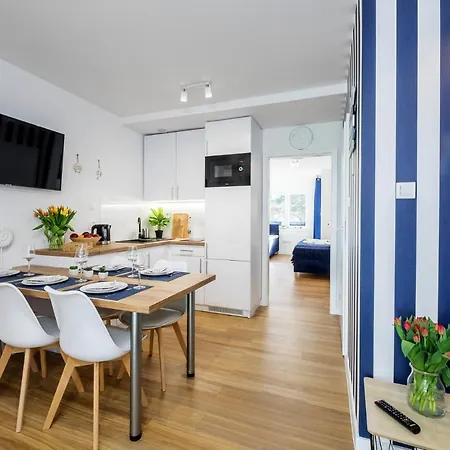 17b Blue Marine Basen Brodziki Plac Zabaw The Of Przy Plazy * Poddąbie