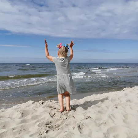 17b Blue Marine Basen Brodziki Plac Zabaw The Of Przy Plazy Apartamento *